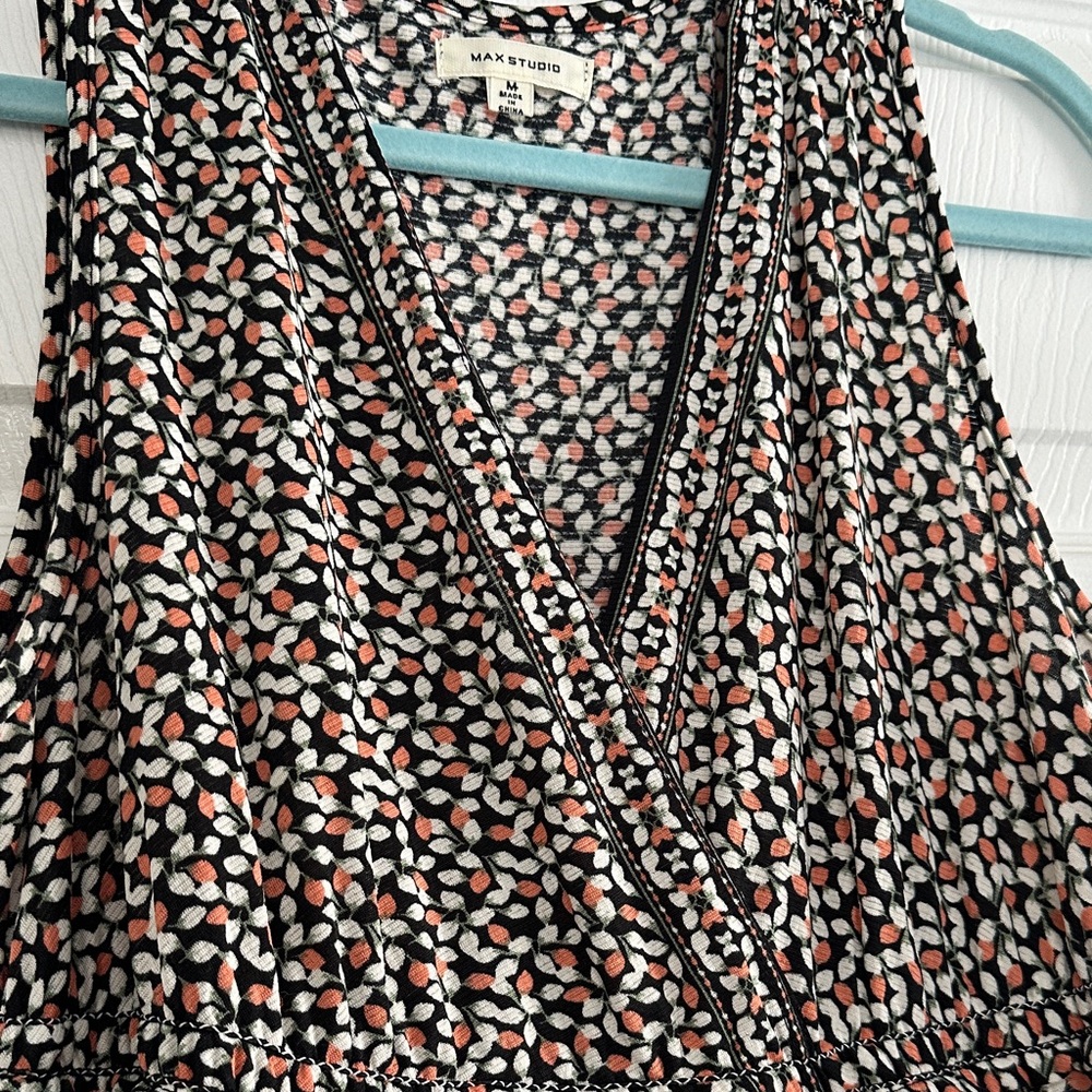 Max Studio Patterned Dress - Picture 2 of 8
